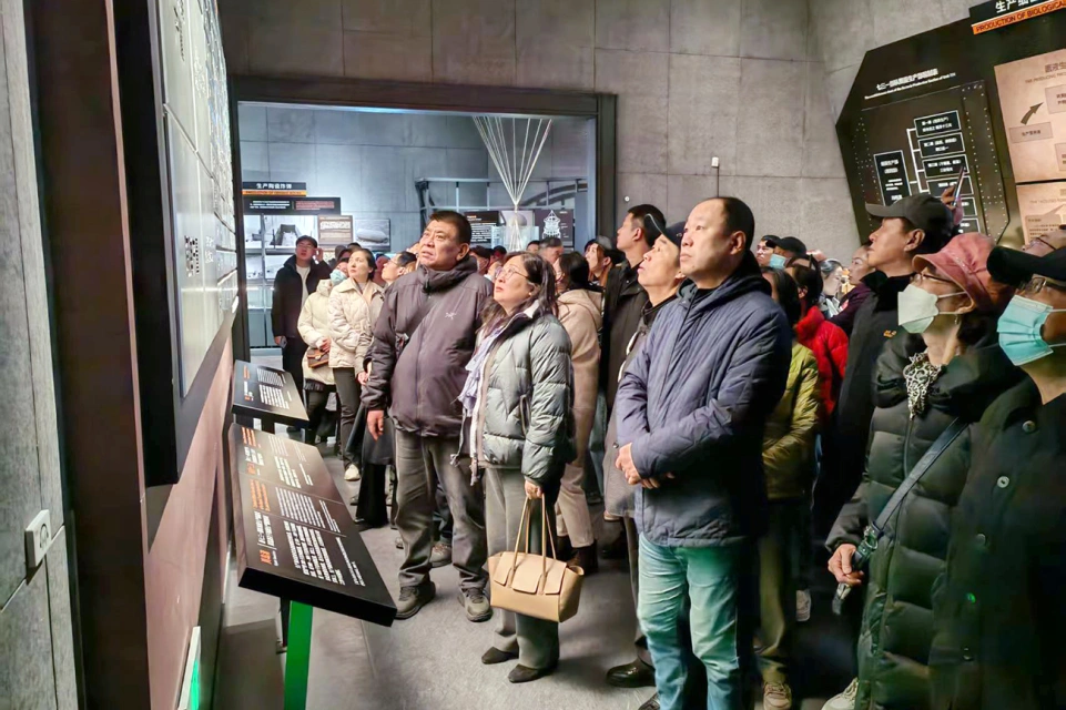 缅怀先烈志 清明祭英魂——尊时凯龙集团所属各企业党组织开展清明节主题系列活动